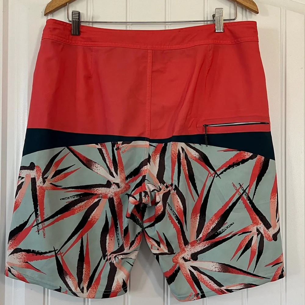 O’Neil Mens Board Shorts Size Medium